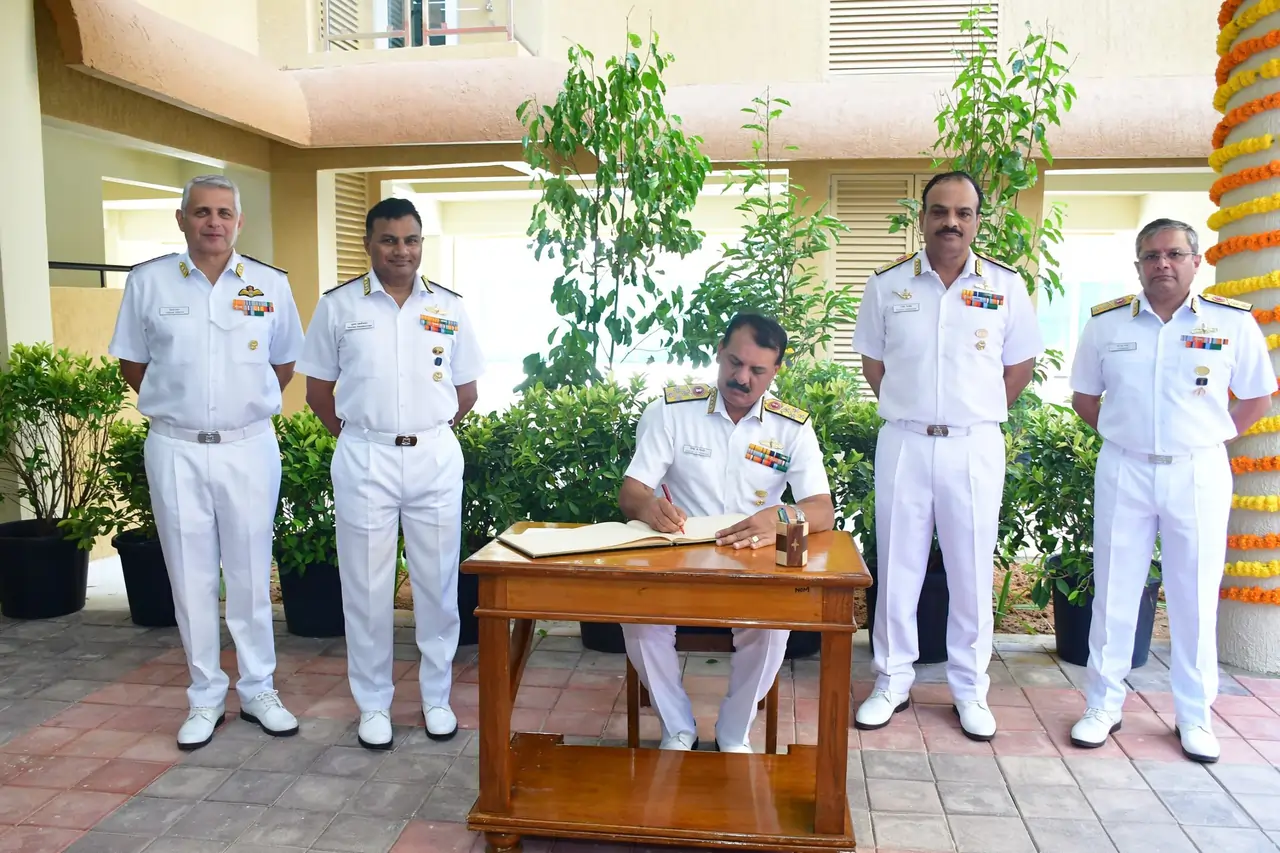 Admiral DK Tripathi with Other Officers