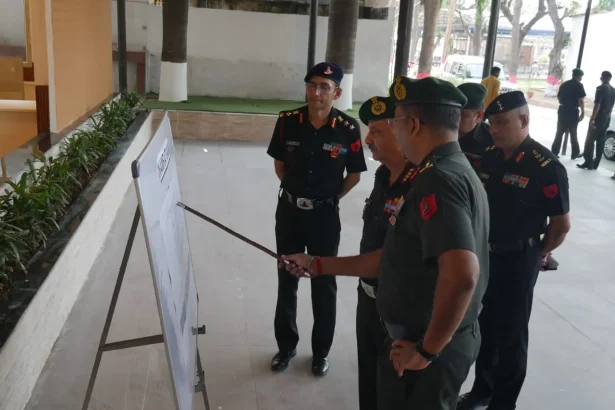 Lt Gen Padam Singh Shekhawat Reviews Operational Preparedness at HQ Jharkhand & Bihar Sub Area