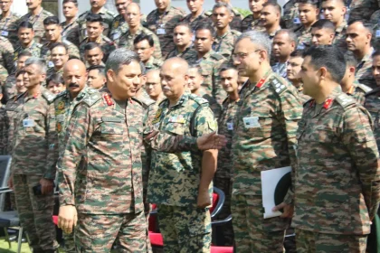 Lt Gen AVS Rathee Talking to Other Officers