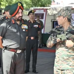 Lt Gen Manjinder Singh Checking Equipment