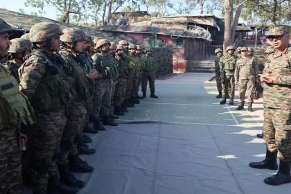 Lt Gen Mishra Talking with Officers