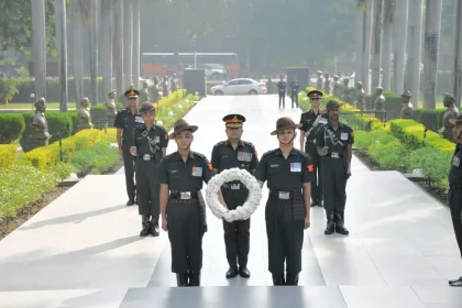 Maj Gen Salil Seth Lays Wreath at Smritika War Memorial as He Relinquishes Command of Madhya UP Sub Area