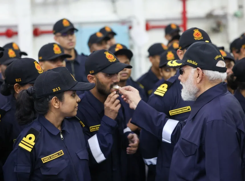 PM Modi Celebrates Diwali 2025 with Indian Navy Personnel Aboard INS Vikrant