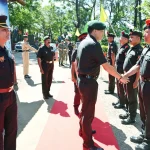 Lt Gen Dhiraj Seth Shaking Hands