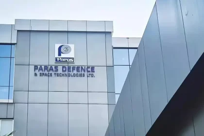 Paras Defence