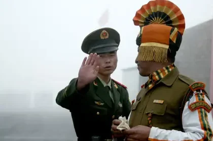 Indian and Chinese Soldiers 1