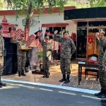 Lt Gen Dhiraj Seth and Other Officers