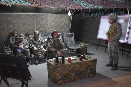 Lt Gen HS Vandra Reviewing