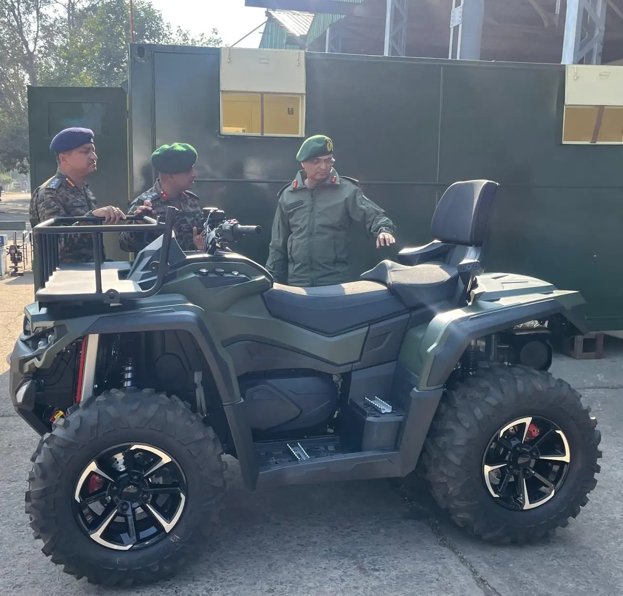 Lt Gen Navin Sachdeva Reviewing