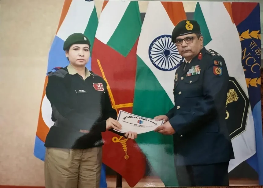 Lt Monika Kumari Getting Certificate