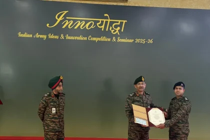 VCOAS Giving Award to Officer