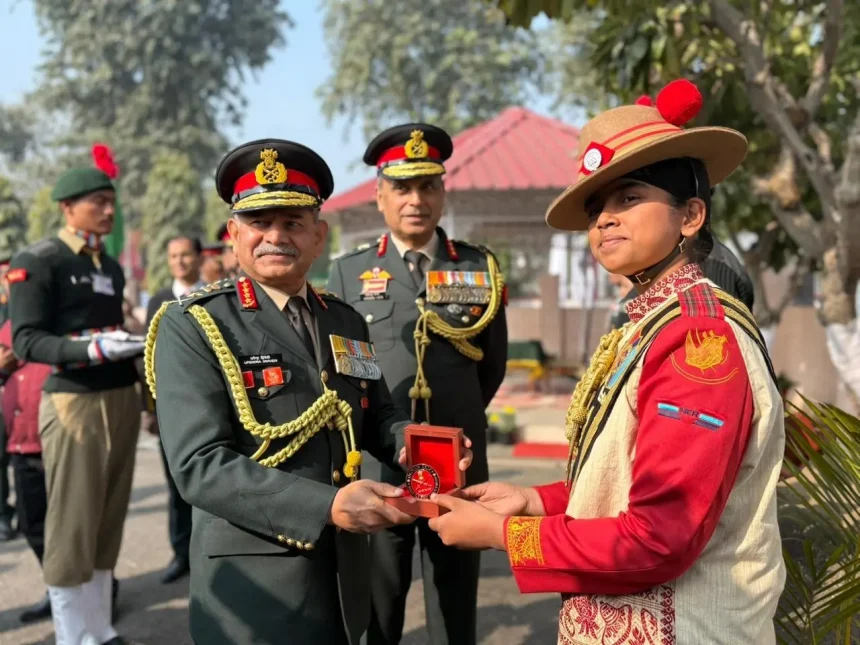 Gen Upendra Dwivedi with Cadet Priya Kumari
