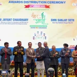 Gp Capt Manish Arora Getting Award