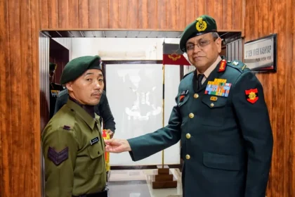 Lt Gen Anindya Gengupta Commending Cadet