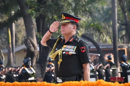 Lt Gen Dhiraj Seth Saluting
