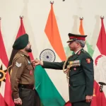 Lt Gen Manoj Kumar Katiyar Awarding to Officer