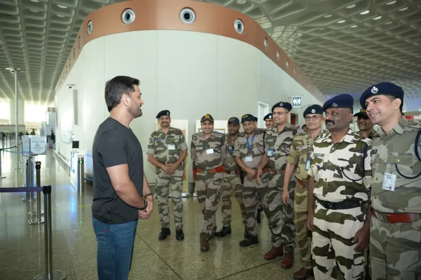 MS Dhoni with CISF Officers