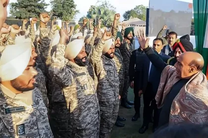 Rajnath Singh with Soldiers