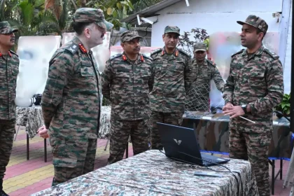 Lt Gen Abhijit S Pendharkar and Other Officers 1