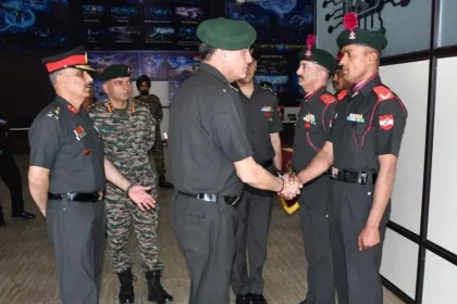 Lt Gen Dhiraj Seth Shaking Hands 1