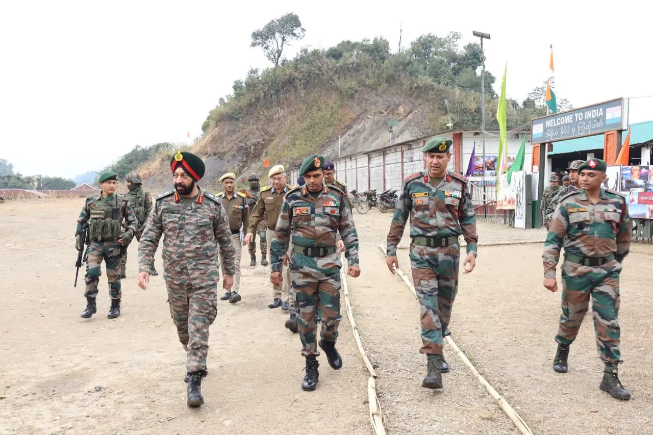 Lt Gen Harpal Singh and Other Officers