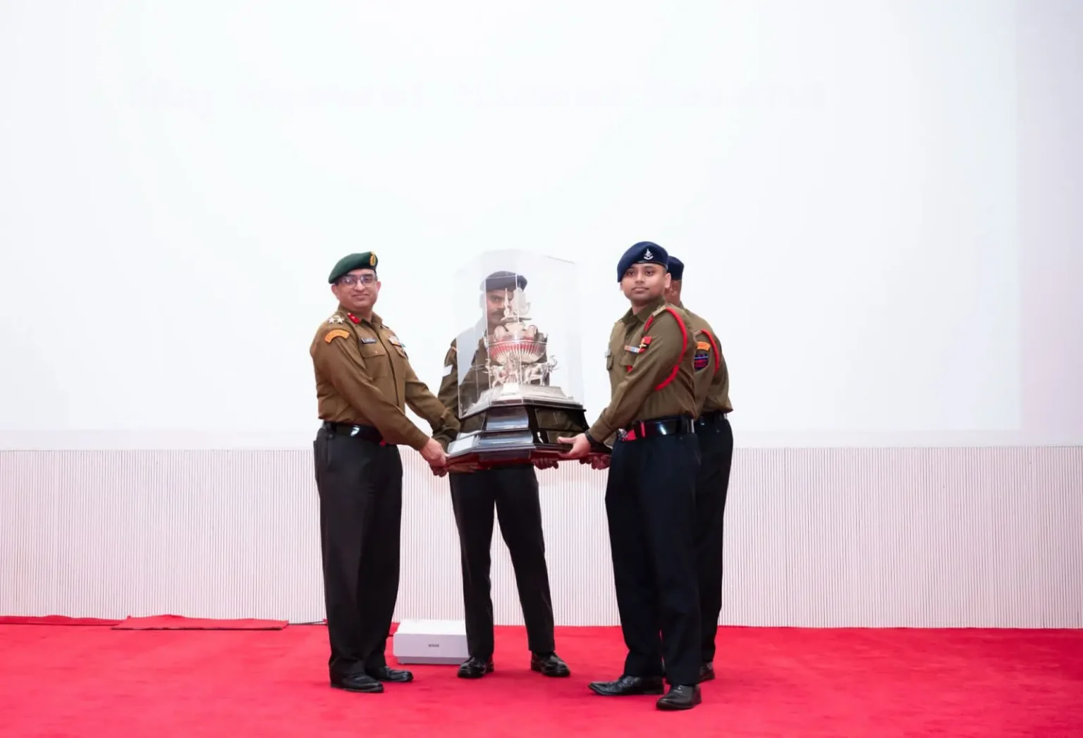 Major Hemant Kumar Saxena Named Overall Best Student at Advance Materials Management Course, MCMM Jabalpur