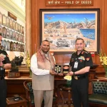 Officer Presentig Memento