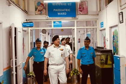 Surgeon Vice Admiral Vivek Hande Visits Command Hospital (Air Force) Bengaluru