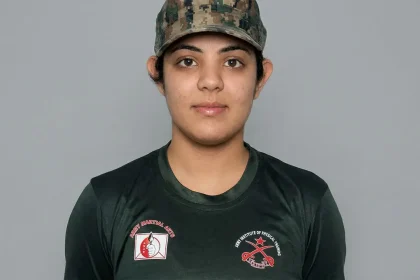 Lieutenant Deeksha Tripathi Becomes First Female Combatant to Complete AMAR Course at AIPT Pune