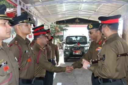 Lt Gen Adosh Kumar Shaking Hands