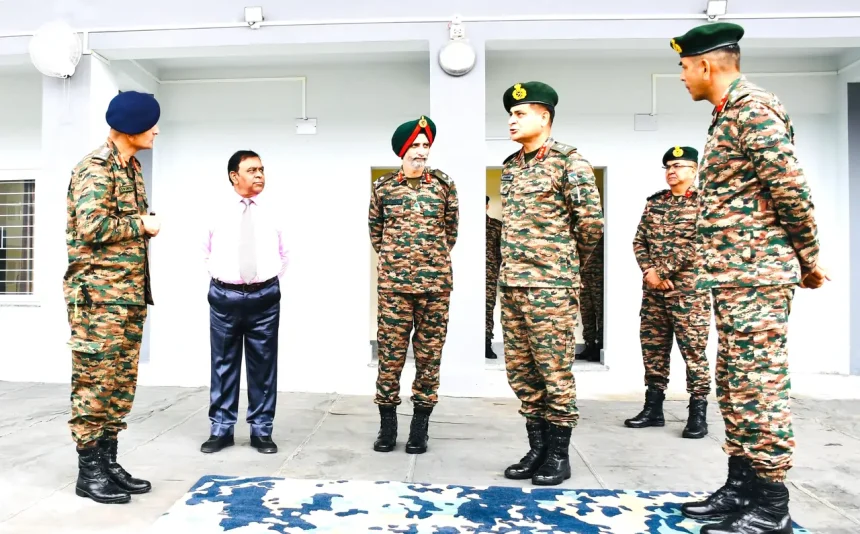 Lt Gen Gambhir Singh Discussing