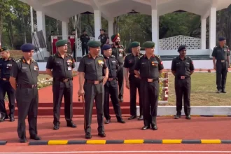 Lt Gen Katiyar and Other Officers