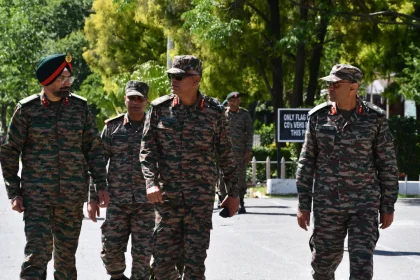 Lt Gen PK Mishra with Other Officers