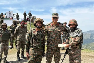 Lt Gen PK Mishra with Soldiers