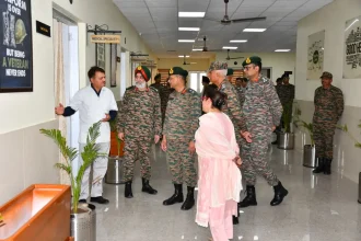 Lt Gen Pushpendra Singh Reviewing 1