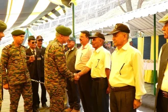 Lt Gen Rajiv Ghai Shaking Hands