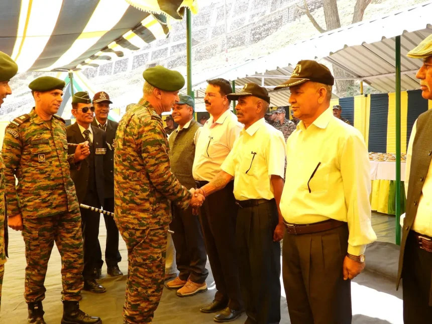 Lt Gen Rajiv Ghai Shaking Hands