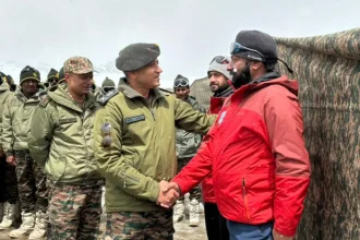 Lt Gen Shukla Shaking Hands