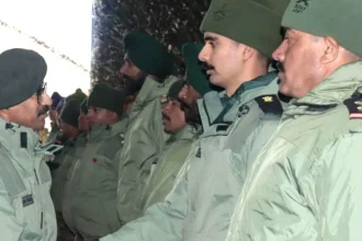 Lt Gen VMB Krishnan Shaking Hands