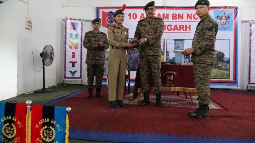 Maj Gen Anurag Vij Giving Award