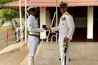 Officer Giving Award 4