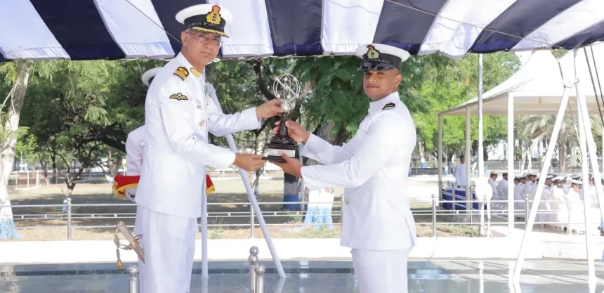 Officer Giving Award 5