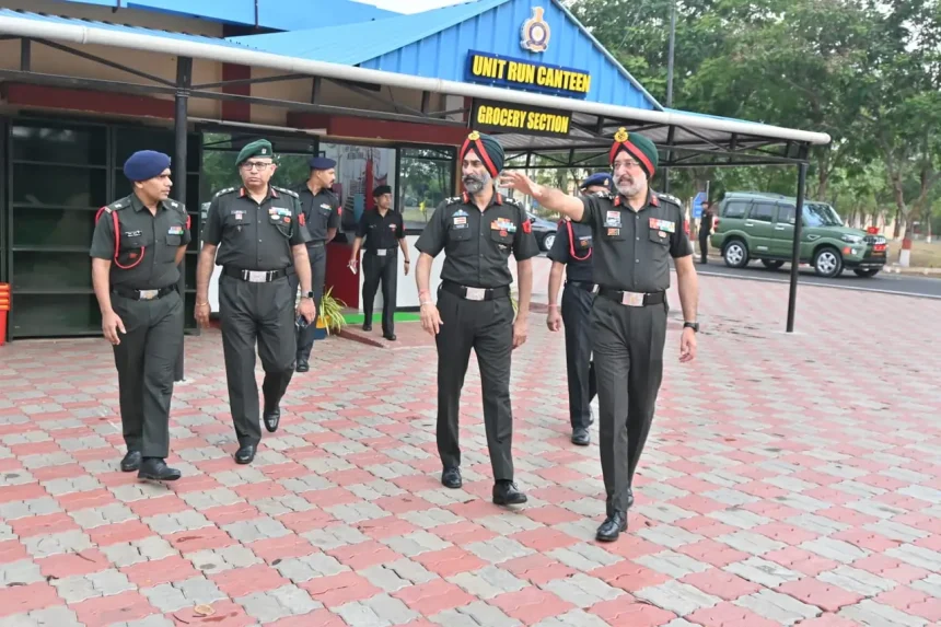 Lt Gen Harbinder Singh and Other Officers