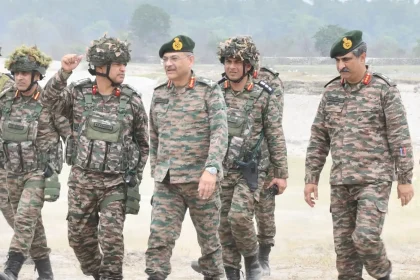 Lt Gen Pushpendra Singh With Other Officers