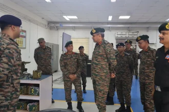 Lt Gen Sengupta Reviewing