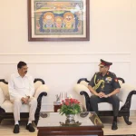 Lt Gen Sengupta with Governor of Odisha 1