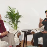 Lt Gen Virendra Vats with Vinai Kumar Saxena