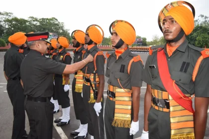 Officer Commending Agniveers