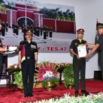 Officer Giving Award 2