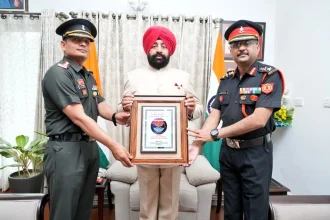 Officers with Lt Gen Gurmit Singh
